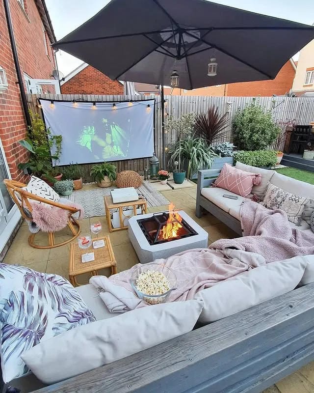 cozy backyard fire pit ideas