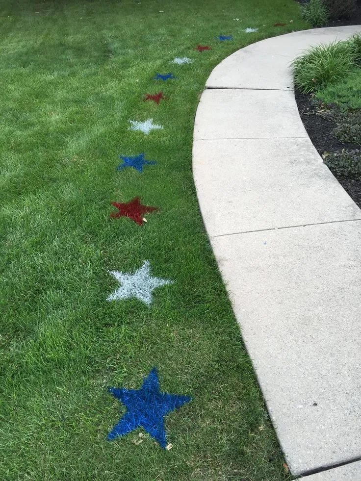 4th of July backyard party idea with easy outdoor setup