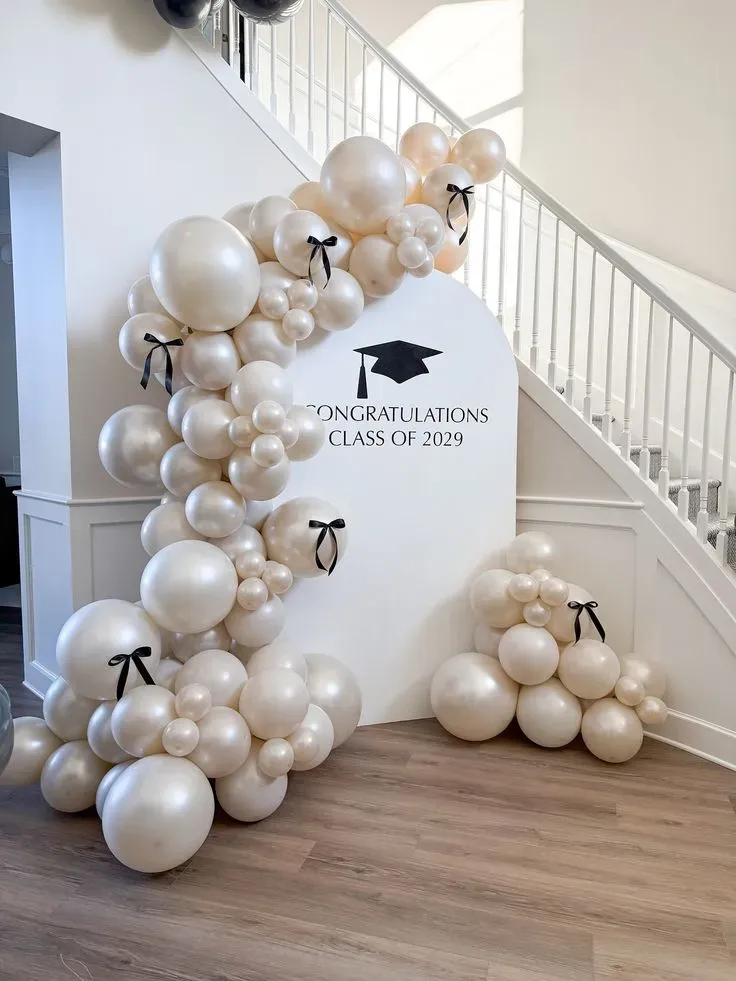 cute graduation backdrop ideas
