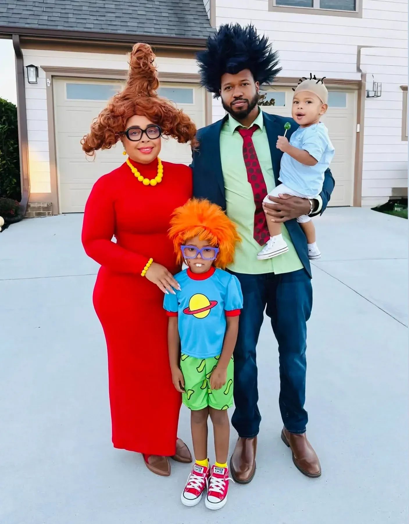funny halloween costumes for families with Phineas and Ferb characters