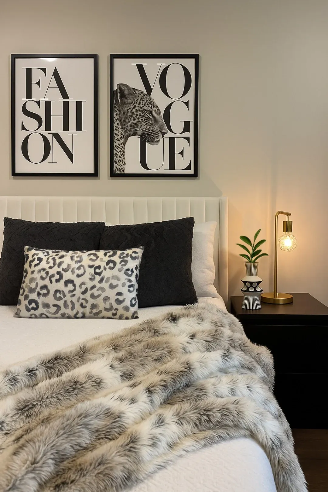 neutral leopard print bedroom ideas