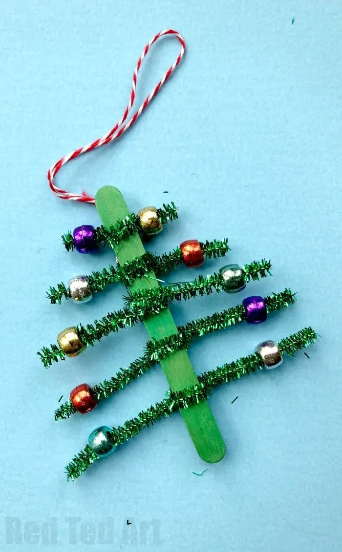 pipecleaner christmas tree ornaments Christmas crafts for kids to make