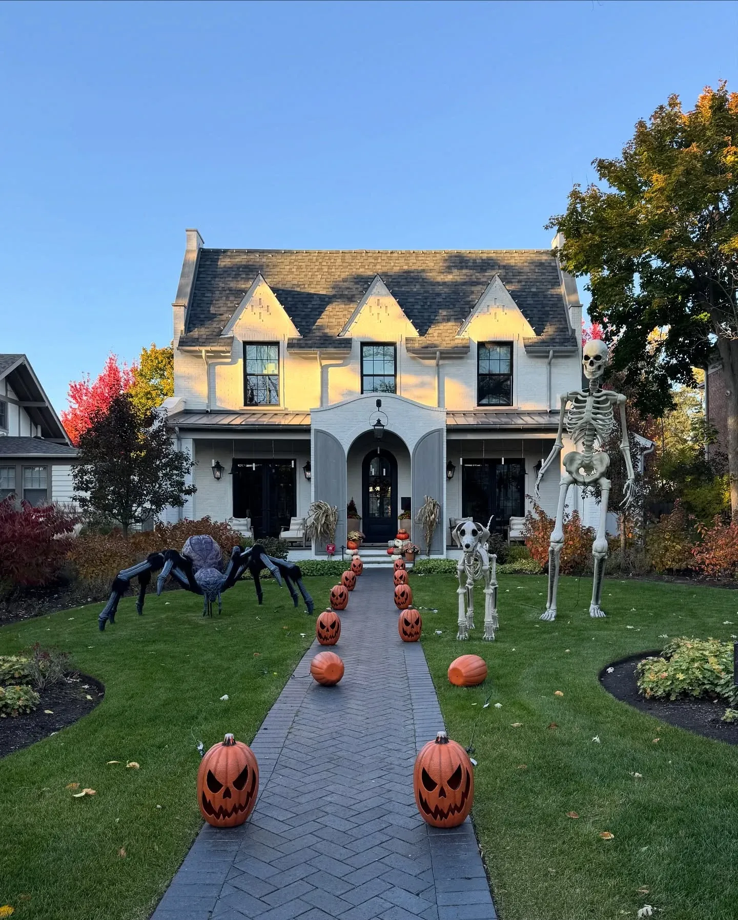 seasonal backyard halloween party ideas