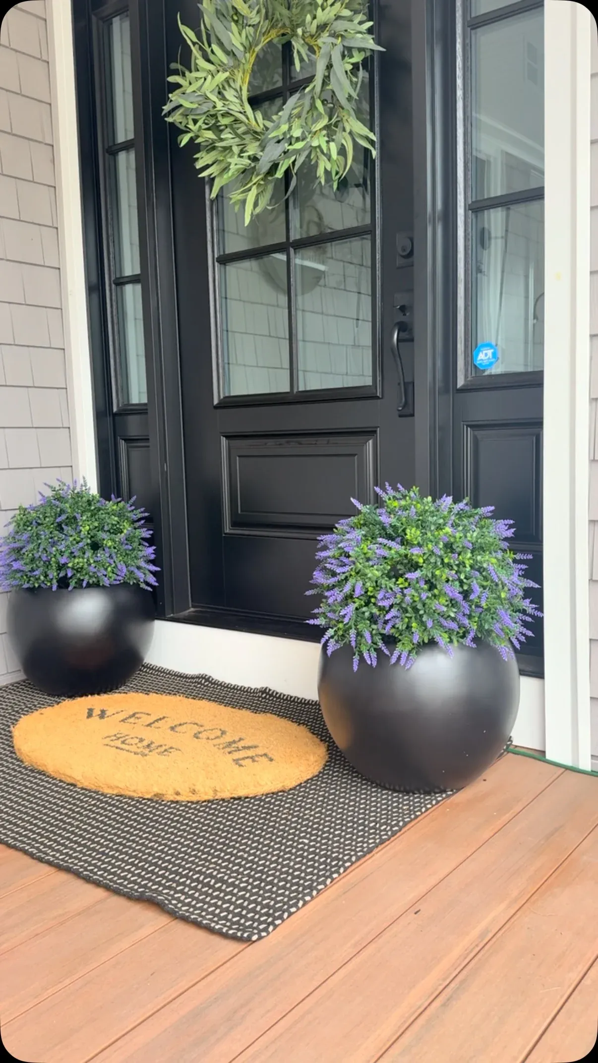 simple summer porch planter ideas