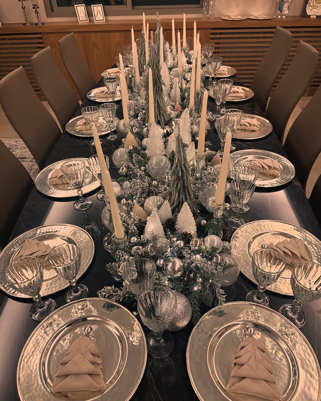 Christmas table decorations centerpiece