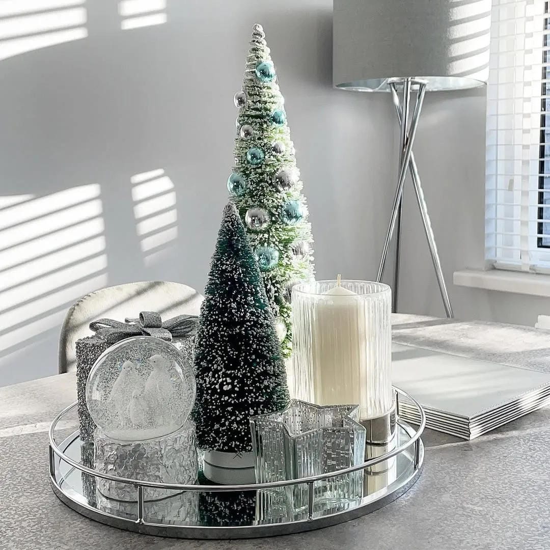 holiday centerpiece on coffee table