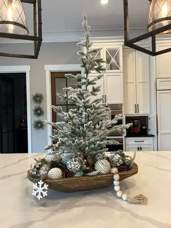 aesthetic farmhouse christmas decor ideas