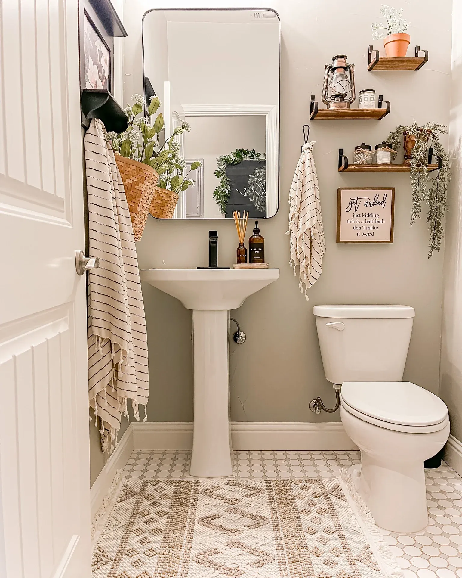 add a bathroom rug renter friendly bathroom ideas