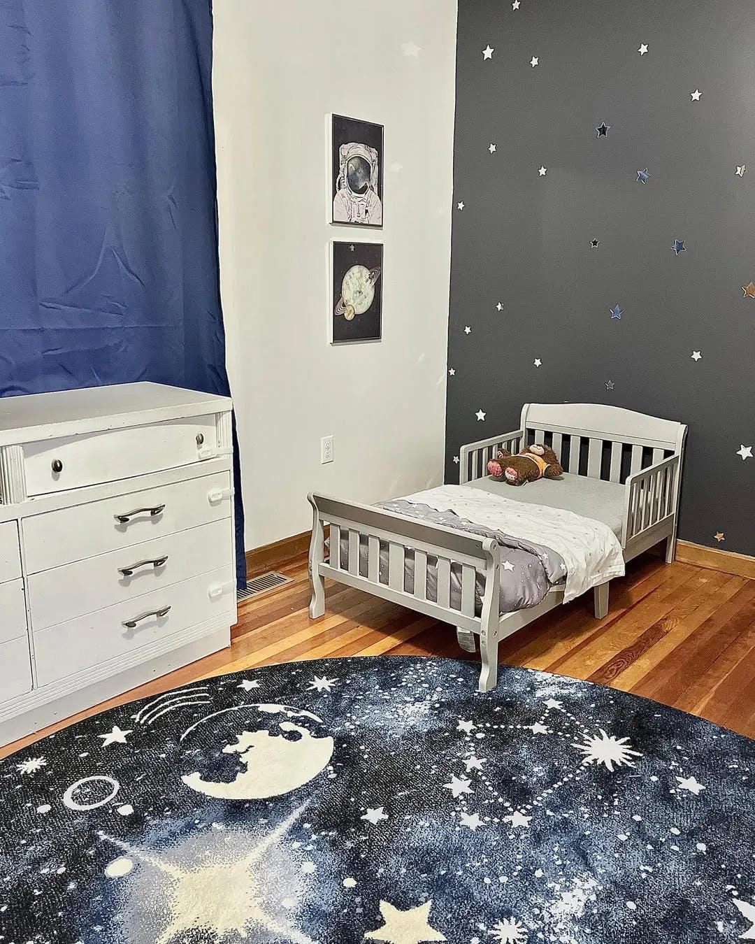 Solar system bedroom