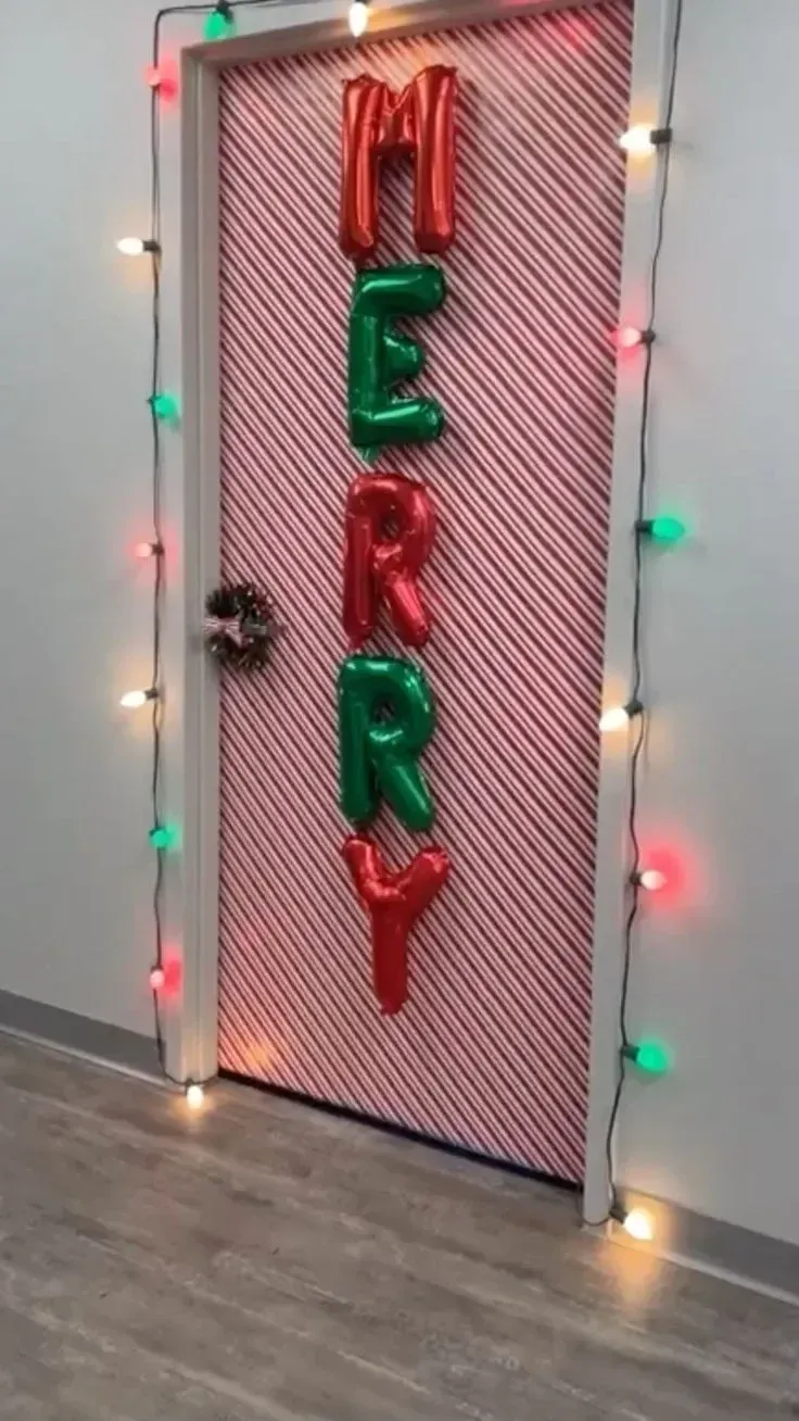 Christmas door bows apartment christmas door decor ideas