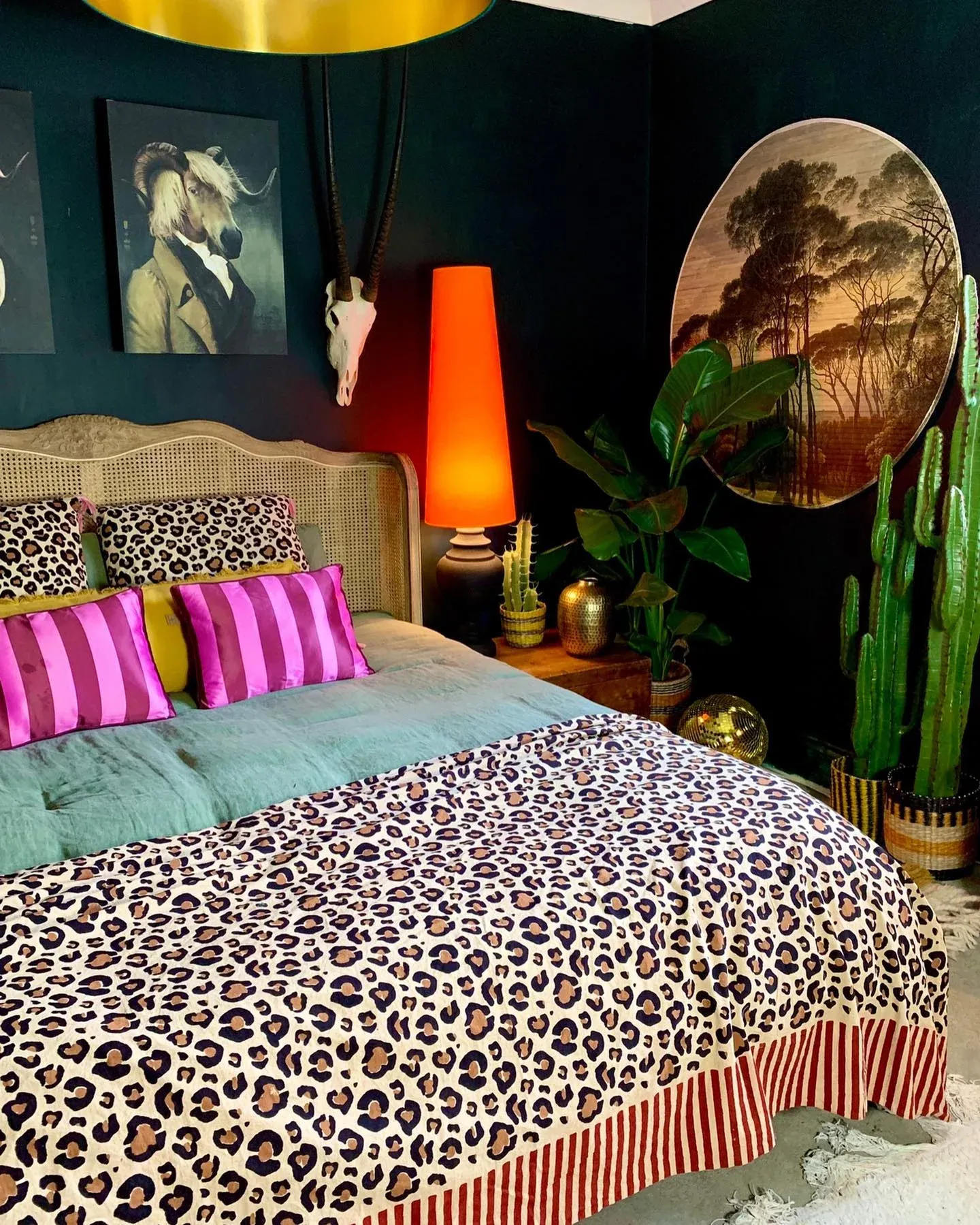 eclectic leopard print bedroom ideas