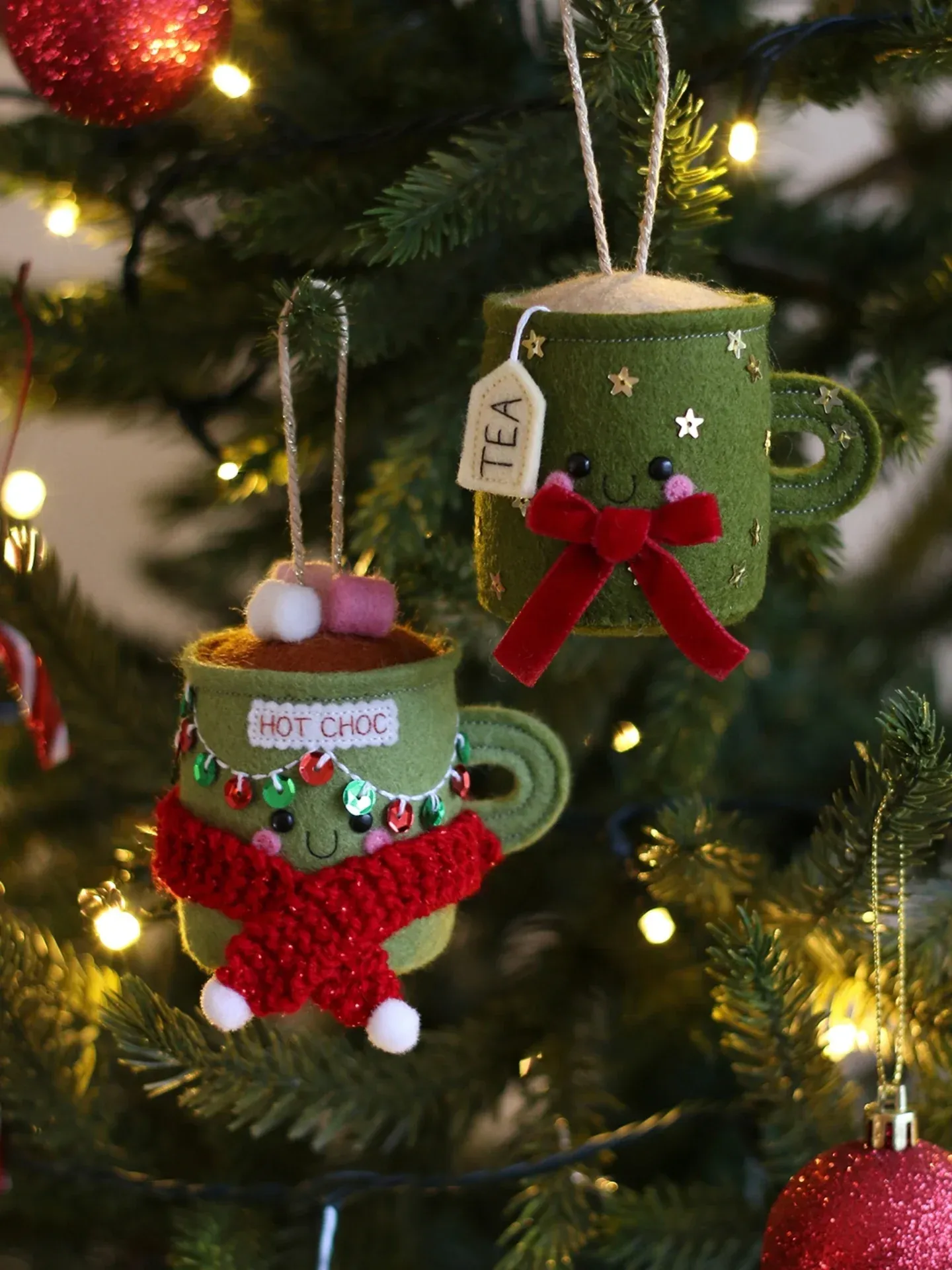 handmade felt ornaments DIY Christmas craft ideas