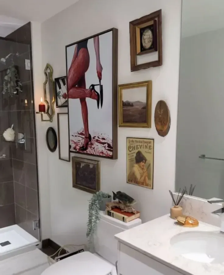 budget friendly bathroom gallery wall ideas