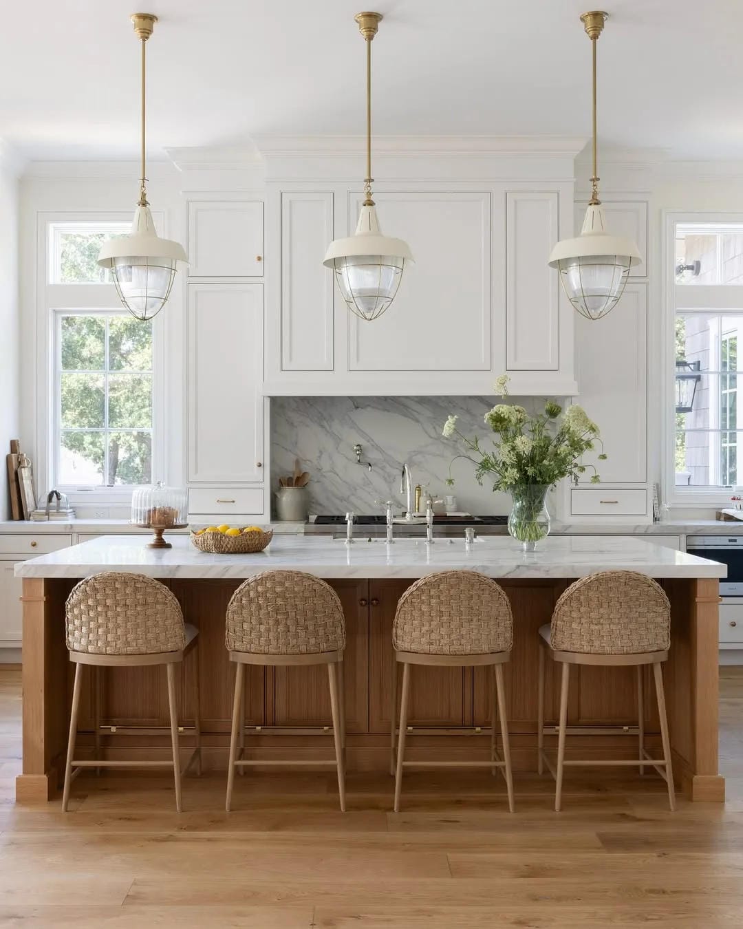 summer kitchen decor ideas with use one vase on a long island