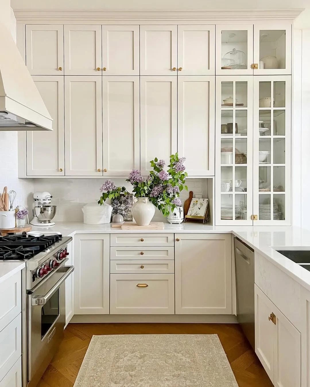 kitchen floor ideas with white cabinets